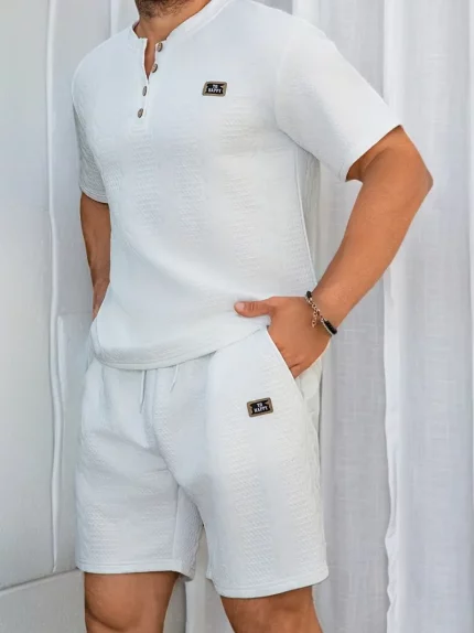 Round Neck Short
