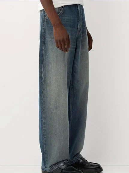 Casual Denim Trousers for Men Featuring a Vintage Distressed Look
